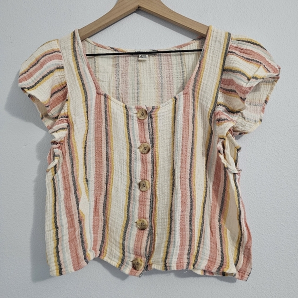 American Eagle • Striped Cropped Blouse‎
